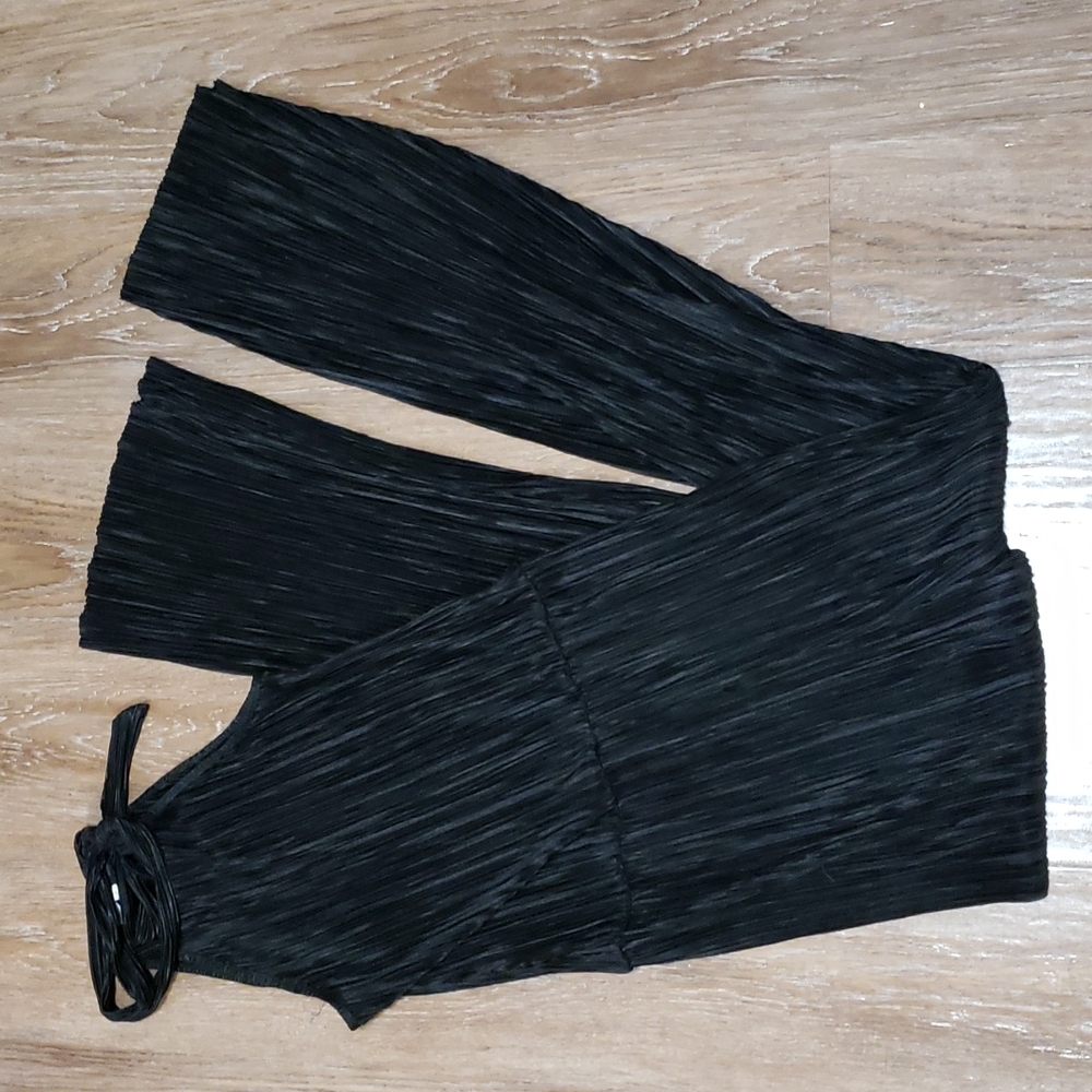 (S) Jaune Rouge Paris Halter Neck Jumpsuit/Romper Evening Vacation Summer Dressy